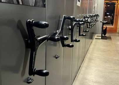 Металлические стеллажи окрашенные в Ваш цвет